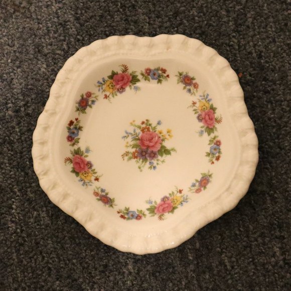 Floral Pentagonal Elizabethan Hand Decorated Fine Bone China England Dish Plate - Picture 1 of 5